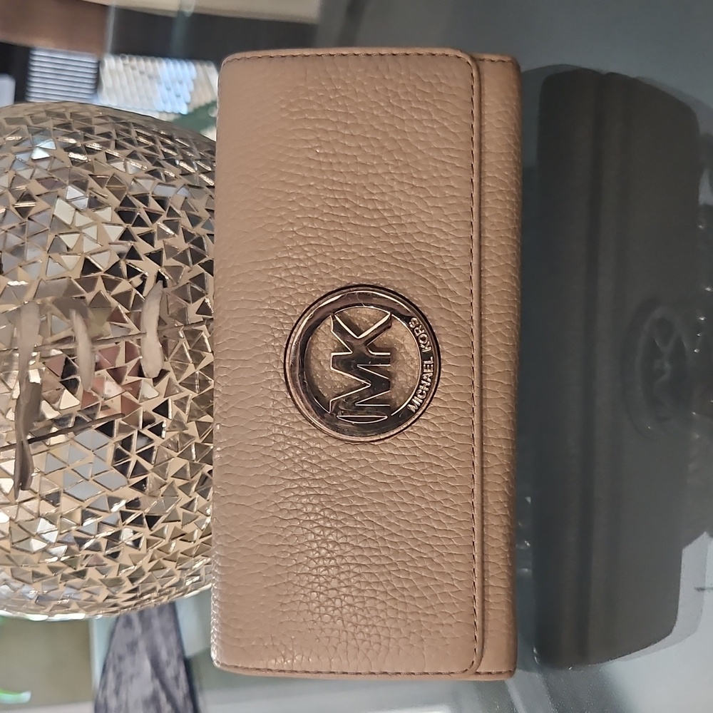 Michael Kors Fulton Leather Gray Wallet